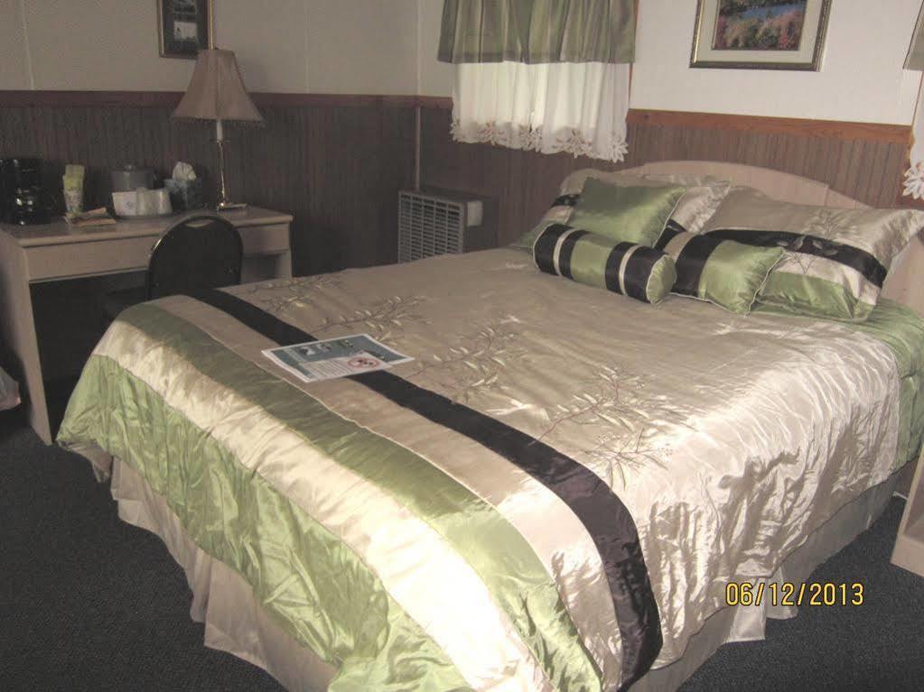 Twilite Motel Елсуърт Екстериор снимка
