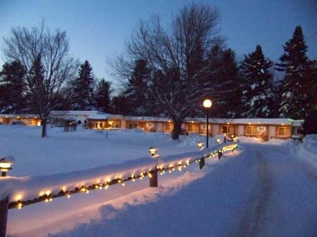Twilite Motel Елсуърт Екстериор снимка